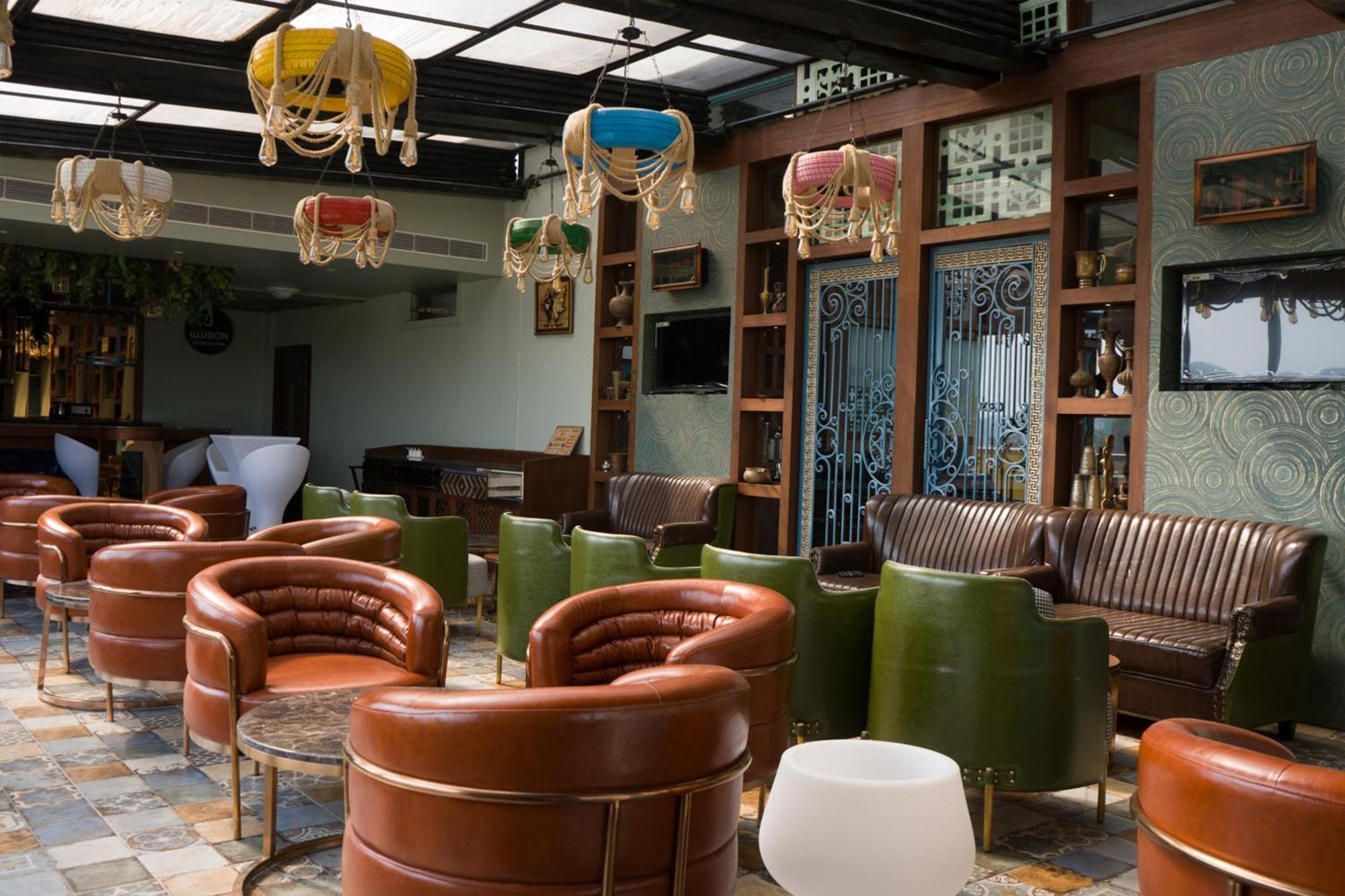 Clarks Inn Suites คางกรา ภายนอก รูปภาพ